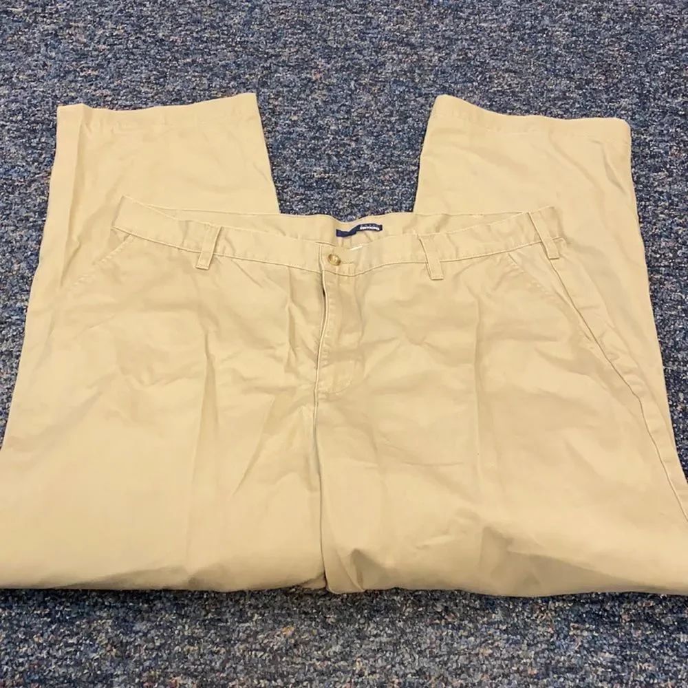 Basic Editions Tan Pants sz. 40 x 32